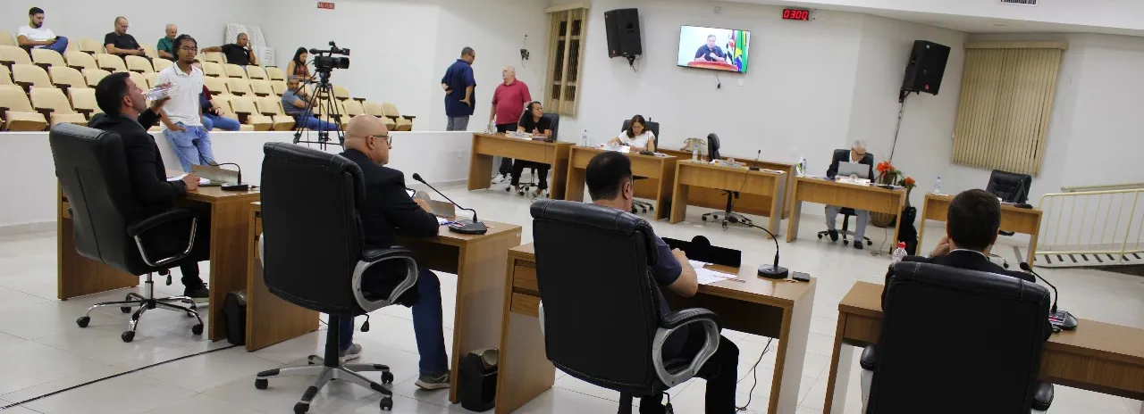 Sessão tem recomposição de tempo de serviço e vetos a projetos nesta segunda (9)