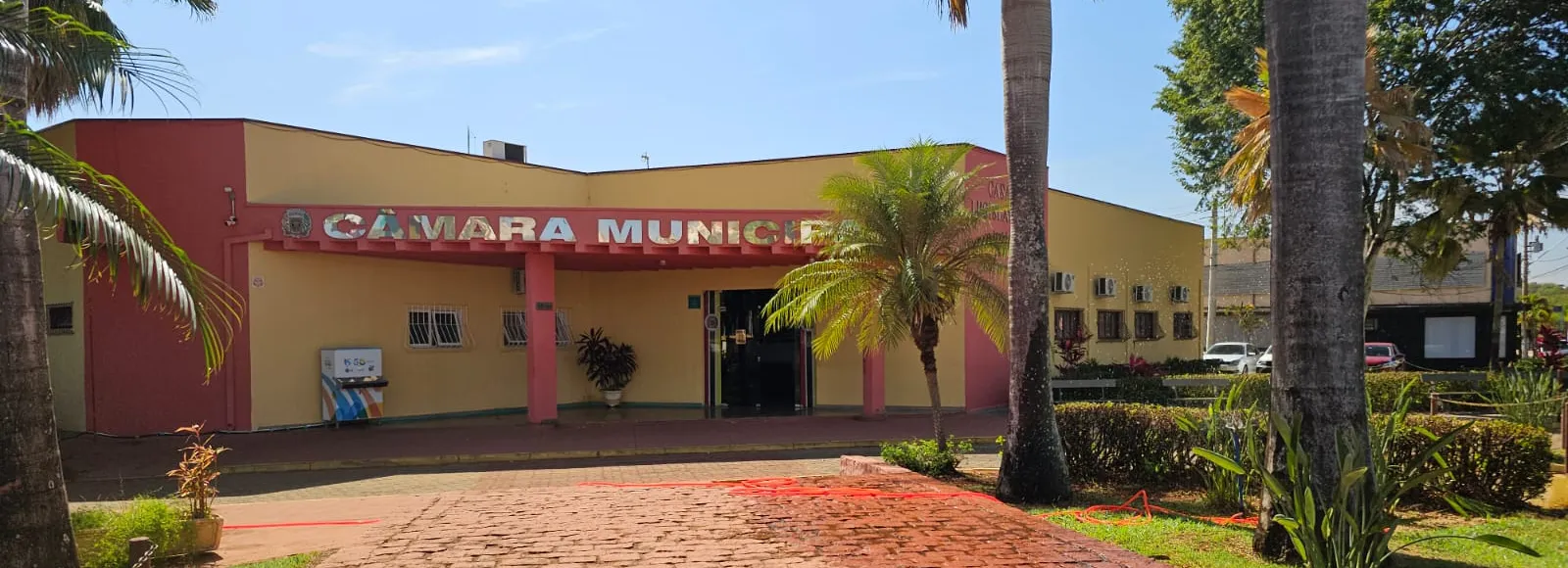 Sessão da Câmara avança projetos da Prefeitura e concentra debate em serviços urbanos