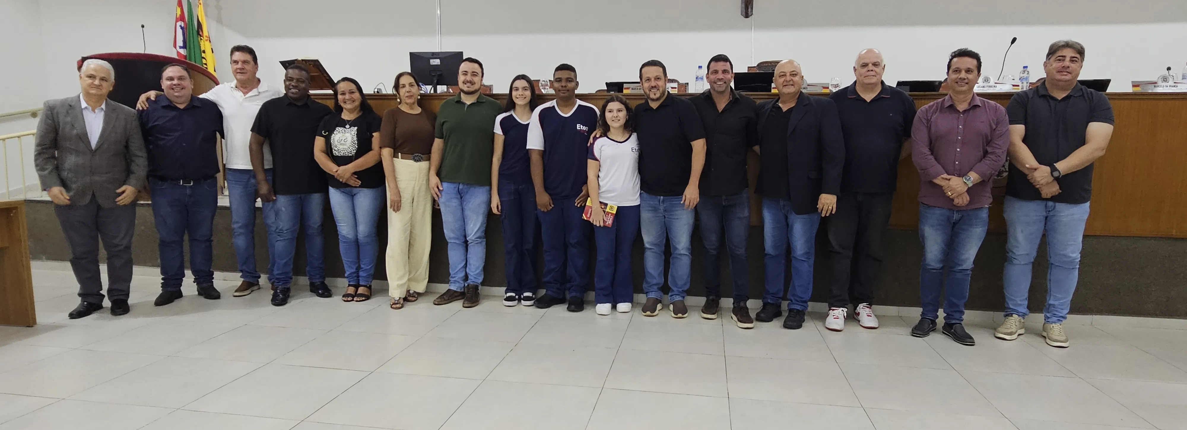 Lei do Jovem Vereador estreia no plenário com alunos da Etec em Olímpia