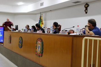 Câmara aprova crédito de até R$ 20 milhões, mas vereadores apontam falhas e ações