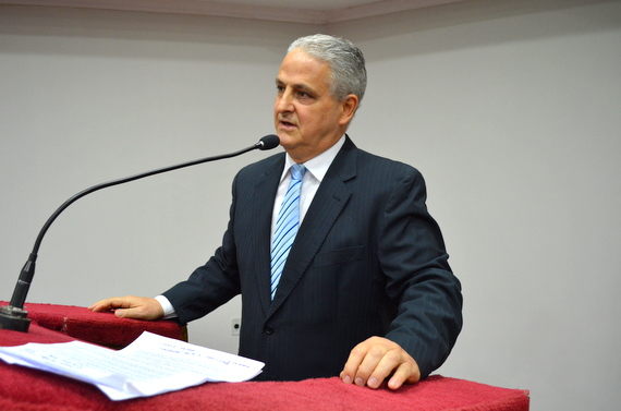 Luiz Salata é eleito novamente Presidente da Câmara para o biênio 2015/2016