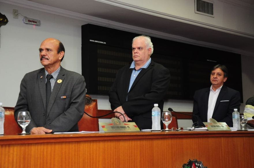 CÂMARA SE REÚNE ÀS 19 HORAS DESTA SEGUNDA-FEIRA