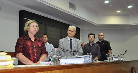 Uma sessão tranquila e produtiva em que muitos projetos foram aprovados