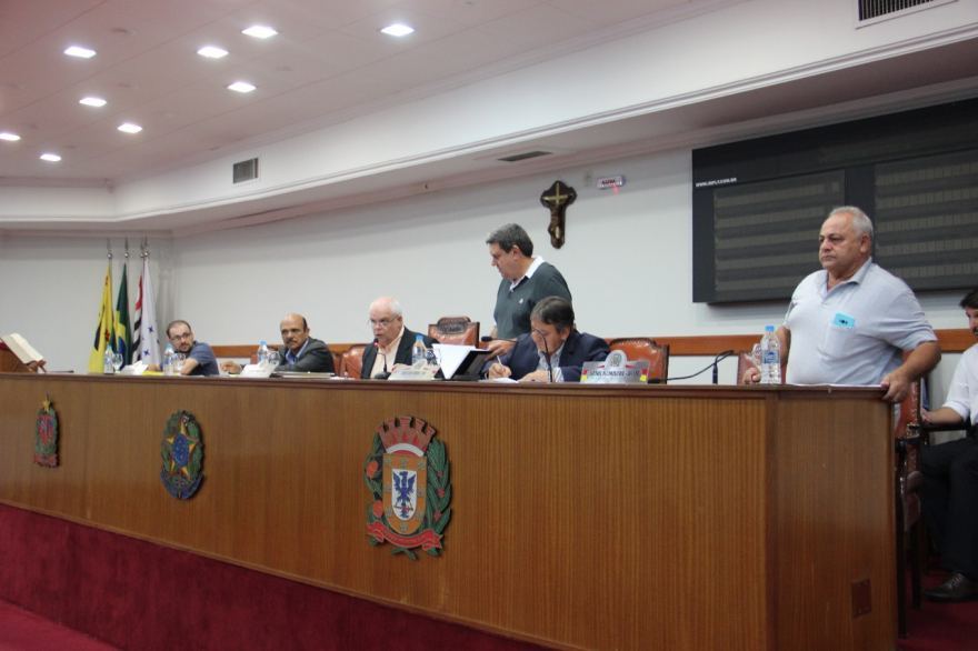 Câmara deliberou sobre seis projetos e aprovou nove em sessão tranquila