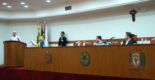 CEPAM realiza curso na Câmara Municipal