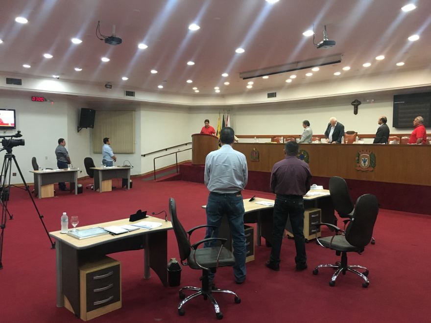 CÂMARA APROVA CINCO PROJETOS DE LEI EM SESSÃO TRANQUILA