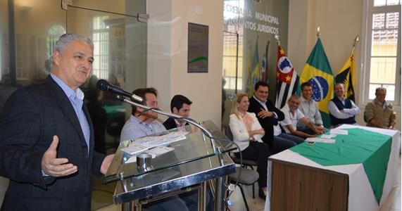 O presidente Salata compartilha da cerimônia de posse do Olímpia Prev