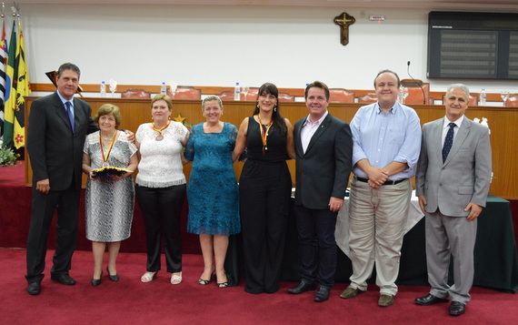 Legislativo realiza Sessão Solene para homenagear educadoras