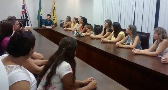 Monitoras da rede de ensino escolheram o Vereador Marco Santos do (PSC), para representá-las junto ao Prefeito