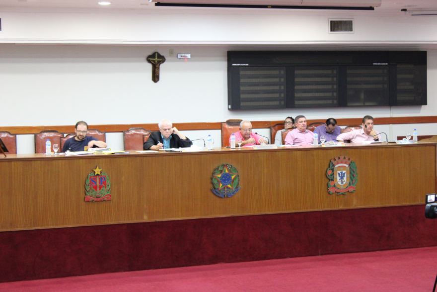 CÂMARA APROVA REAJUSTE DOS SERVIDORES PÚBLICOS MUNICIPAIS