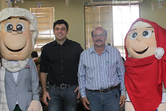 Campanha do Agasalho: Zé das Pedras e Guto Zanette estiveram presentes