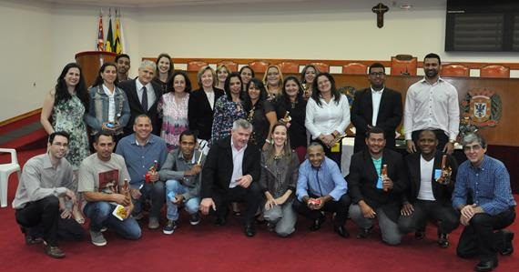 Nova abertura da Câmara ao povo na gestão Salata: a formatura do EJA do Maria Ubaldina
