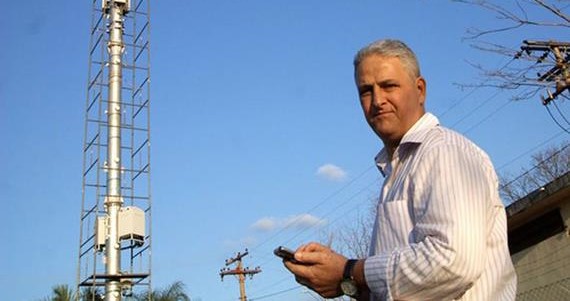 Salata critica empresas de internet e telefonia celular pela ‘ganância’ e serviços ‘ruins’