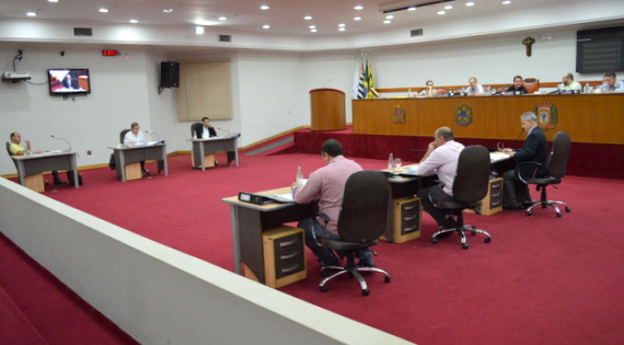 57ª Sessão Ordinária tem quatro projetos aprovados e um retirado pelo Executivo