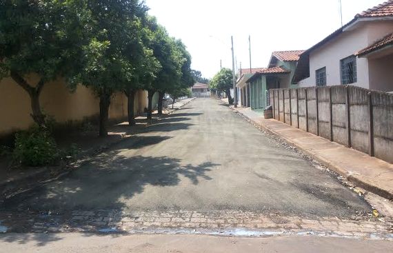 Rua João Aidar é “recapeada” por indicação do Vereador Pastor Leonardo Simões