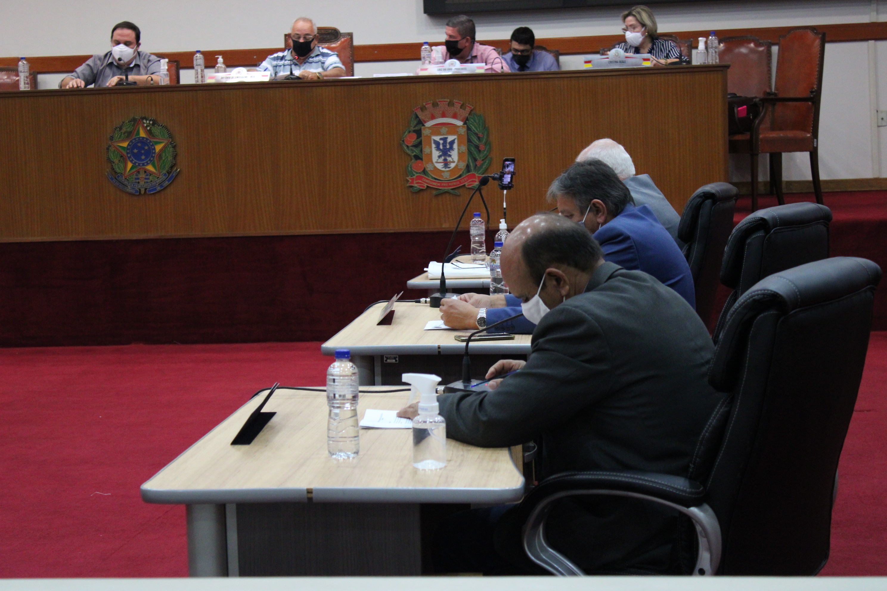 Câmara aprova 4 projetos de lei na 113ª sessão ordinária