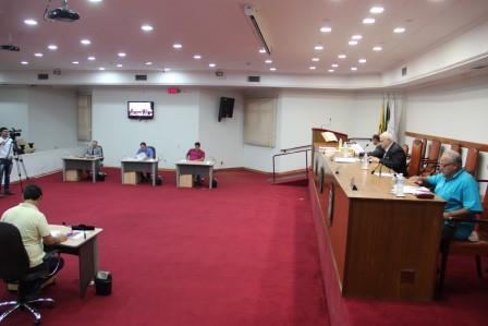 HOJE TEM SESSÃO ORDINÁRIA, A PARTIR DAS 19 HORAS