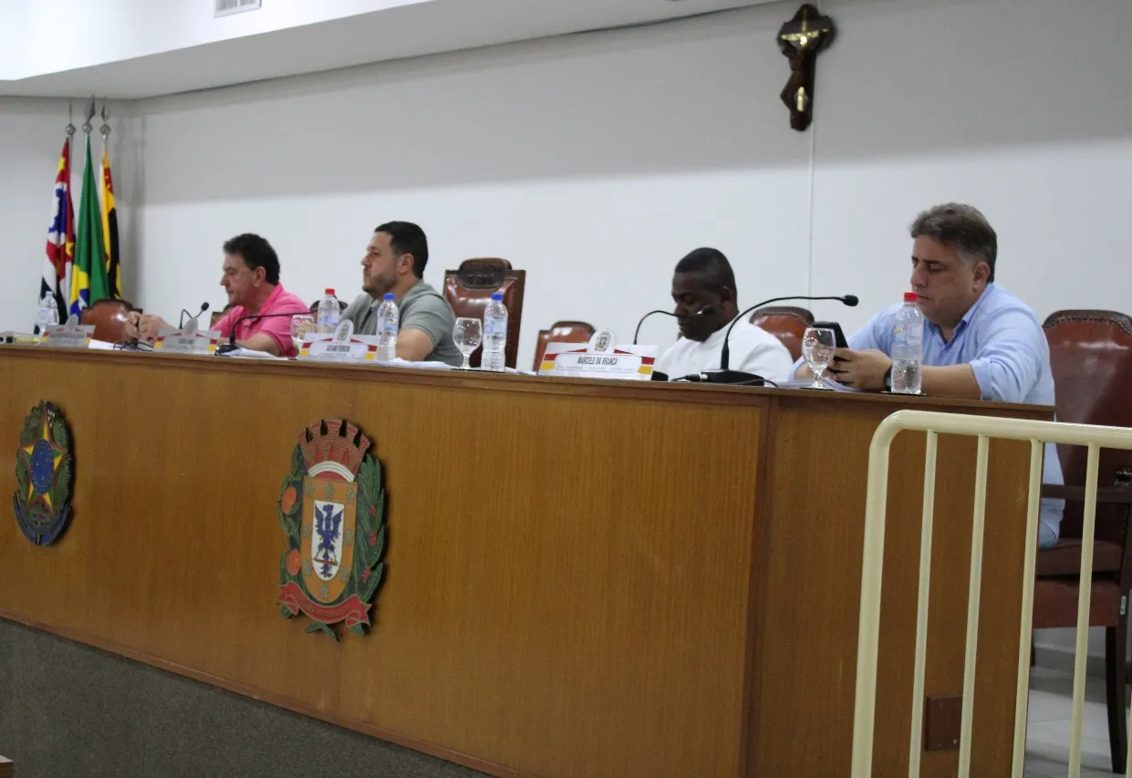 Pró-labore a policiais civis e créditos suplementares entram em votação na Câmara