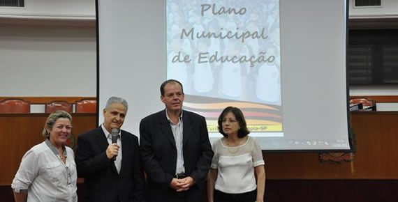 Sessão Extraordinária (15 de junho) para apreciação do Plano Municipal de Educação