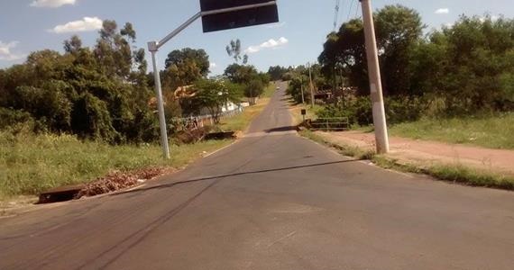 Vereador Marco Santos faz indicação para melhor sinalização de vicinal e melhorias em ponde perigosa