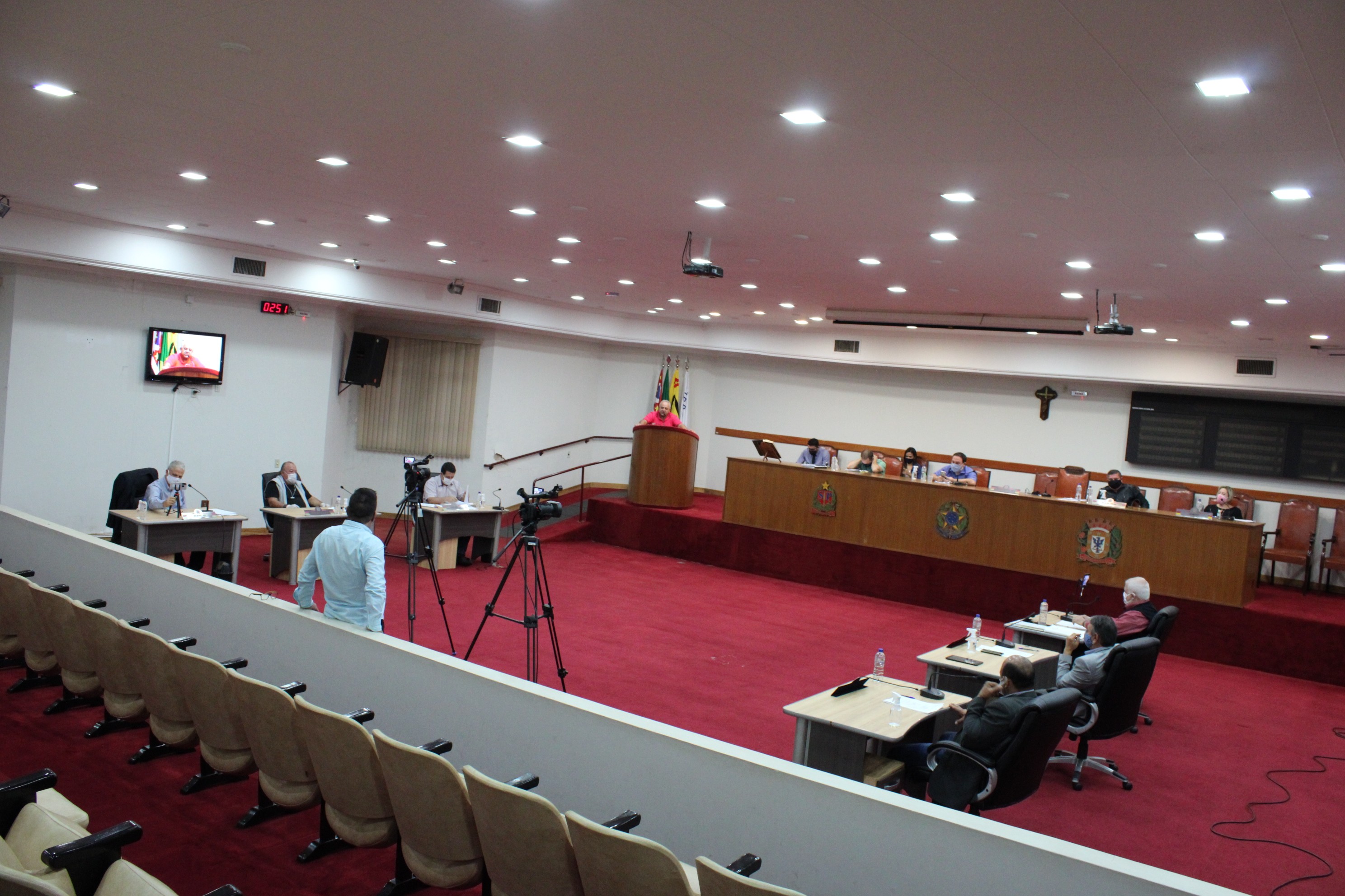 Câmara aprova 4 projetos de lei na 111ª sessão ordinária