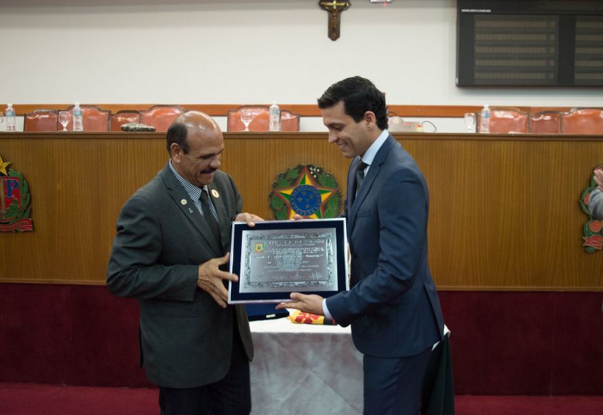 DR. ANTONIO AGORA É FILHO DE OLÍMPIA
