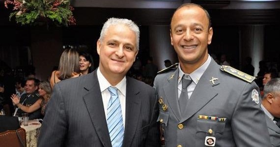 Presidente Salata e autoridades na comemoração do 30 aniversário do Batalhão da PM de Barretos