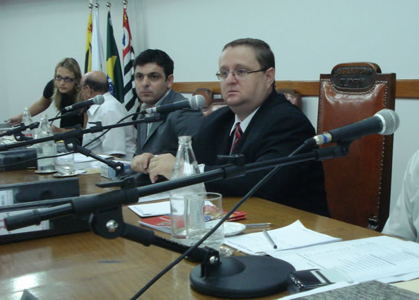 Câmara realiza Sessão Técnica para explanação do orçamento de 2012