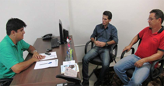 Vereador Marco Santos se Reúne com Presidente Câmara de Tabapuã sobre Vicinal