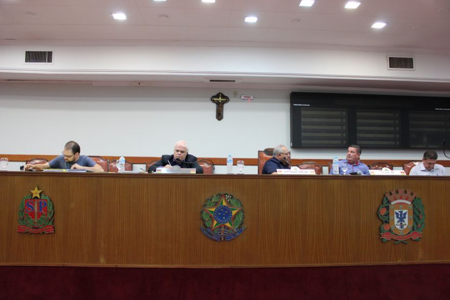 CÂMARA VOTARÁ 2 PROJETOS DE LEI NA SESSÃO DE HOJE