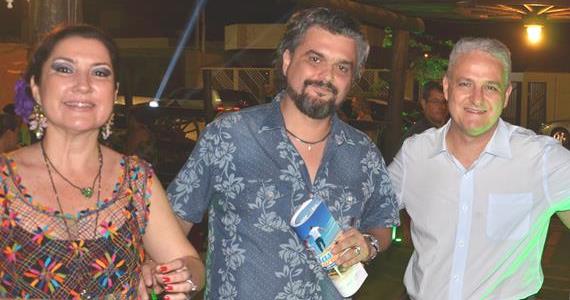 Presidente Salata prestigia novo empreendimento de gastronomia Tuti Banana Verde