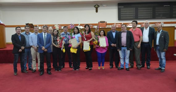 Médicas cubanas são homenageadas na Câmara de Olímpia