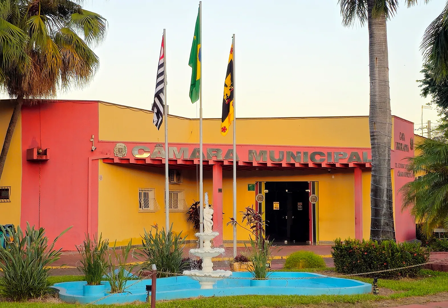 Pauta terá projetos com reajuste de servidores, empréstimo do BNDES, convênio com Bombeiros