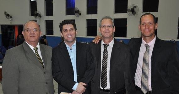 Marco Santos e vereadores prestigiam campanha na Igreja Assembleia de Deus