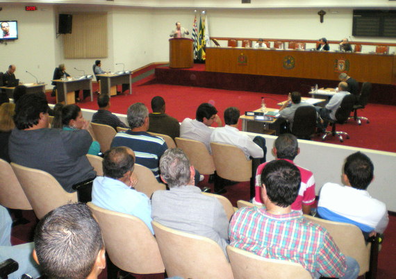 Três projetos são aprovados na 42ª Sessão, que teve o retorno de Cristina Reale