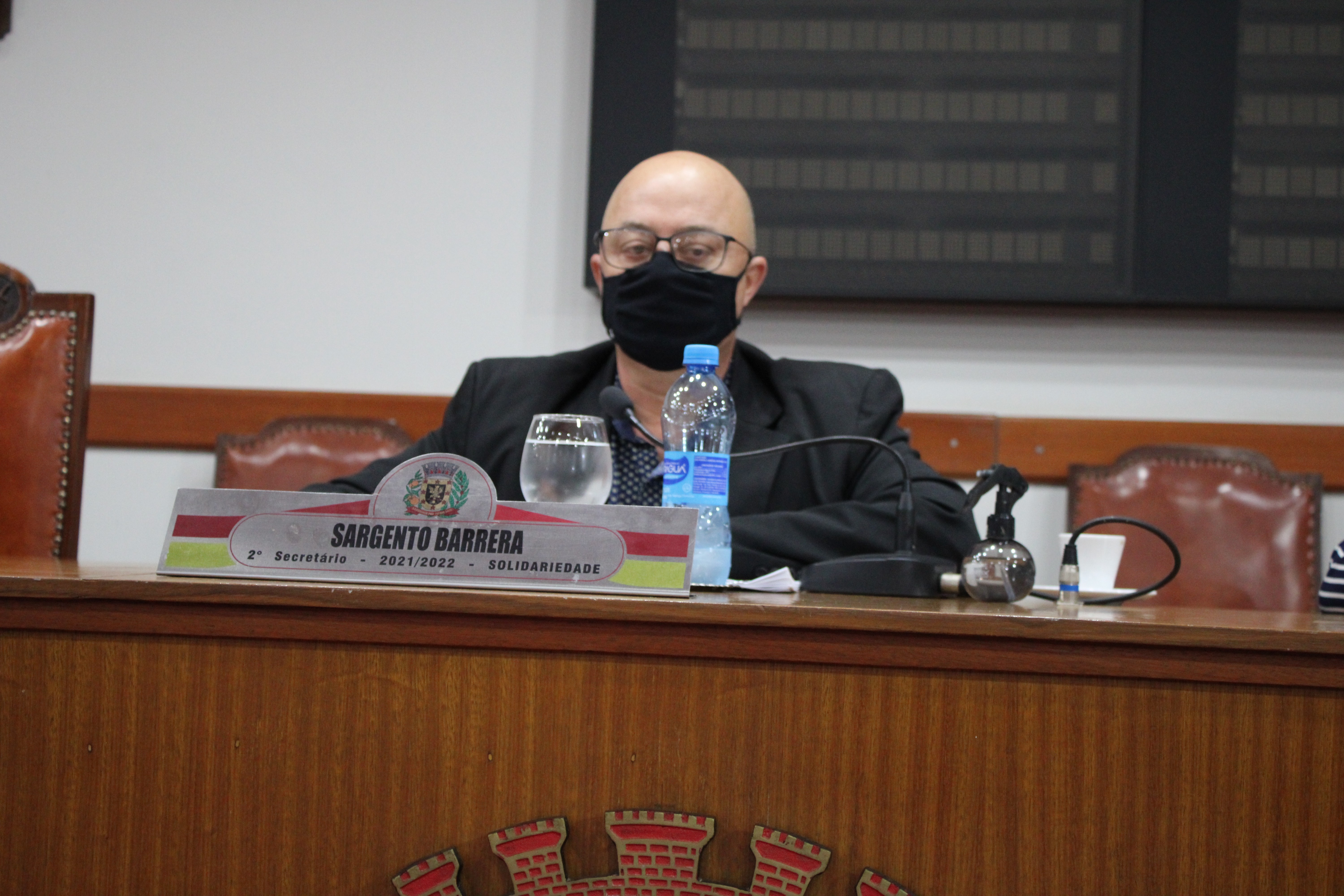 Projeto de resolução aprovado na última sessão veda concessão de honrarias e títulos a condenados