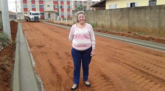 VEREADORA CRISTINA REALE VIABILIZA abertura da continuação da rua Vicente Moré no Jd. Menina Moça