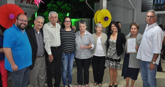 Primeira escola totalmente climatizada e modernizada inaugurada em Ribeiro dos Santos