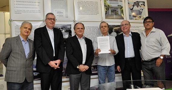 Presidente Salata participa da cerimonia de doação de energia da Guarani para Hospital do Câncer