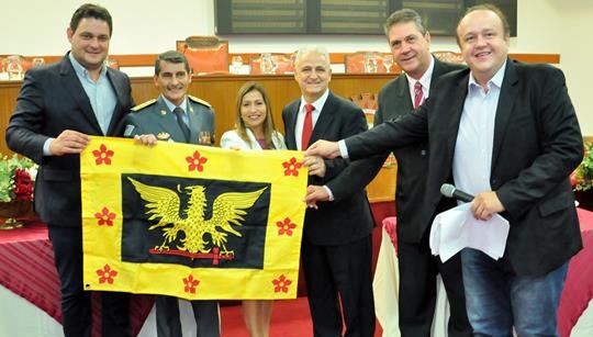 Cel. Rogério Bernardes Duarte Comandante dos Bombeiros recebe título de Cidadão Olimpiense