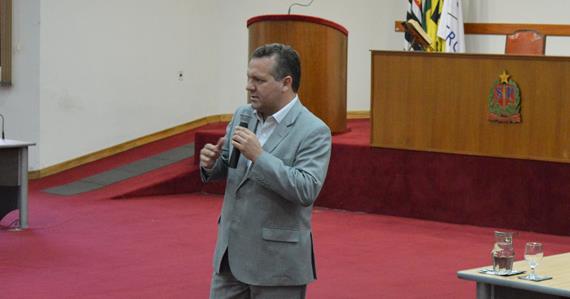 Câmara sedia reunião para esforço de regularizar 17 áreas clandestinas