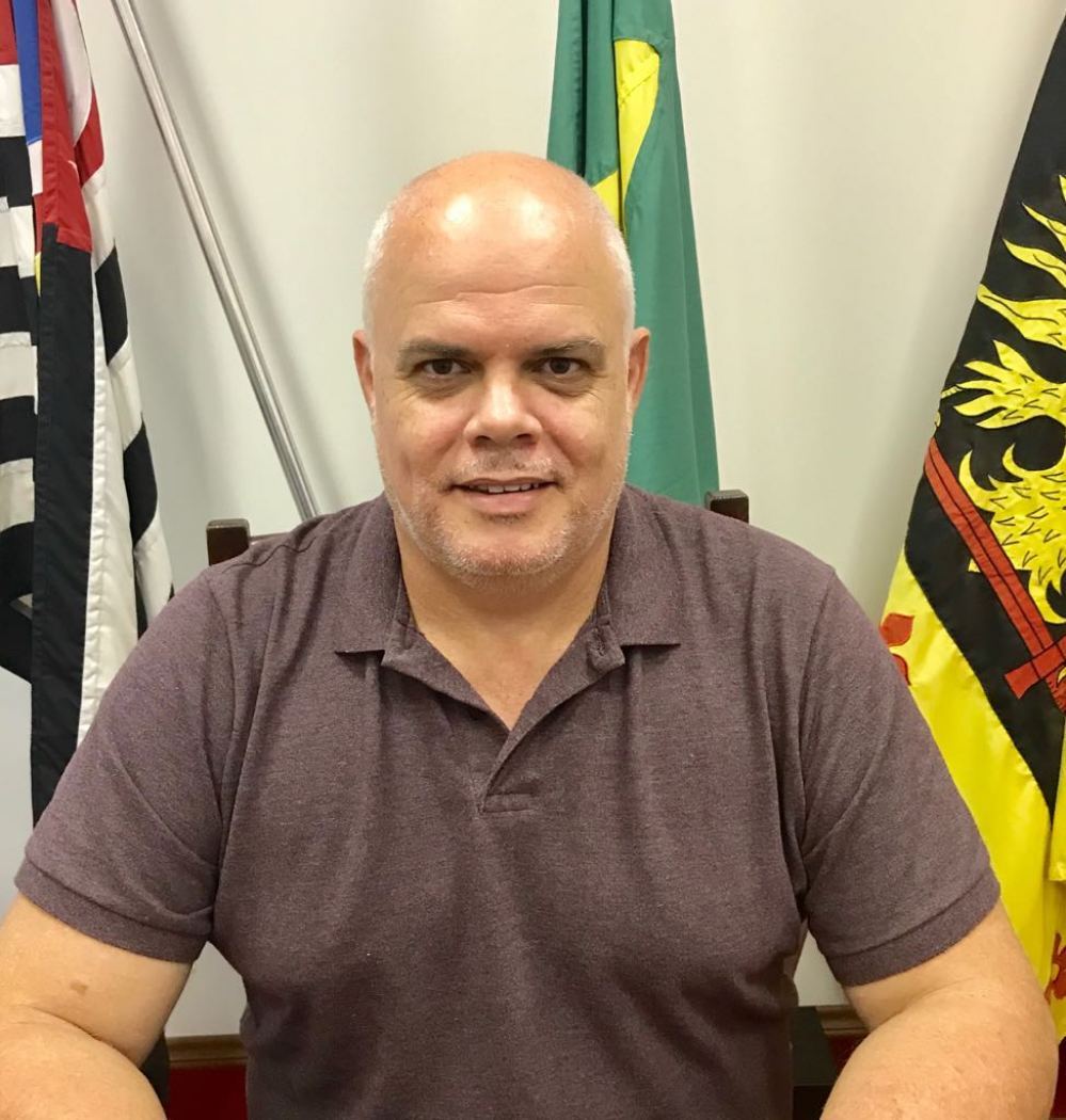 Nove alunos das redes pública e privada receberão da Câmara a ‘Medalha Professor Altino Robazzi’